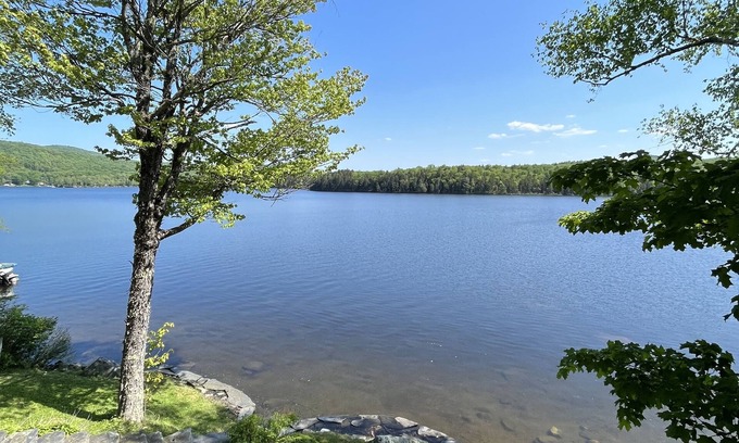 Peacham Cabin | Relaxing waterfront cabin getaway in the Groton State Forest