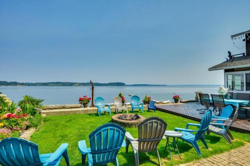 Tillicum House | Relaxing Waterfront Escape about 11 Mi to Olympia