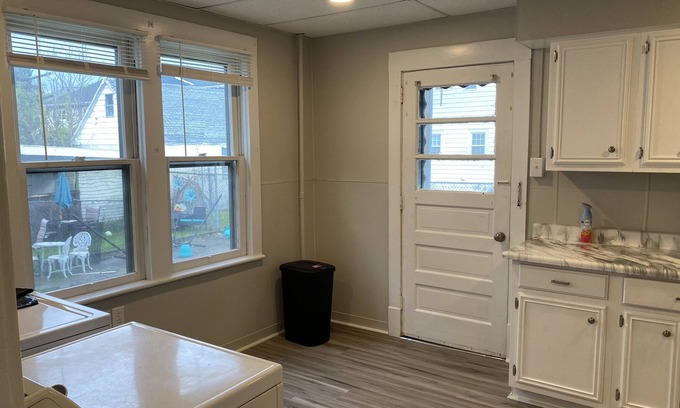 Kingston Apartment | Remodeled 2 bed 1 bath private apartment