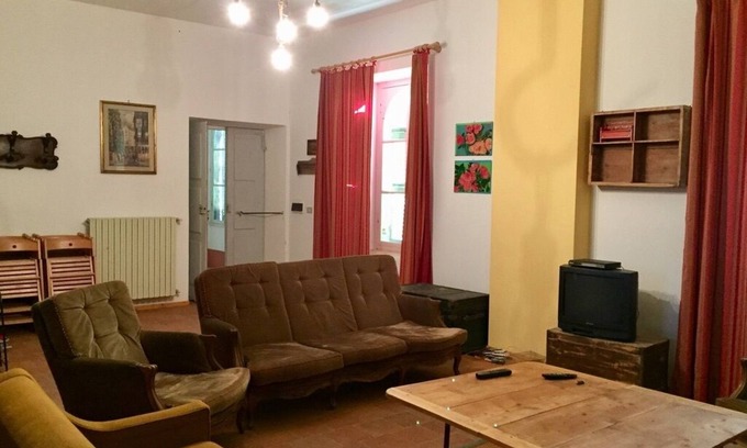 Brozolo House | Remodeled farmhouse next to medieval castle in Brozolo, Piedmont, Italy