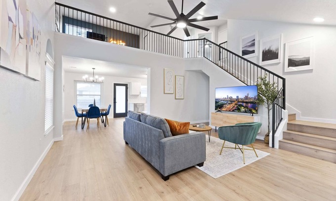 Pflugerville House | Remote Work Friendly | King Beds | Fast WiFi | 3BR