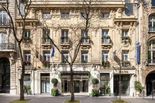 Porte-Dauphine Hotel | Renaissance Paris Nobel Tour Eiffel Hotel