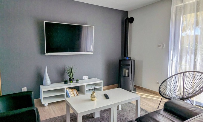Vignot Cottage | Renovated cottage with garden in Vignot
