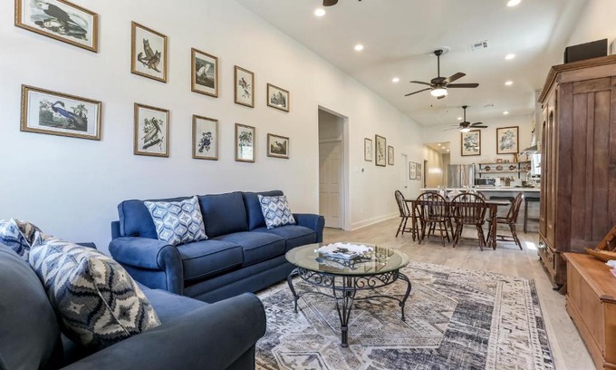 West Riverside Apartment | Renovated Historic 4BR House Near Magazine St & Uptown