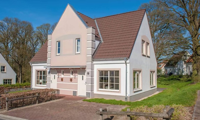 Ferienpark Gut Langen House | Renovated Holiday Home near Nordhorn
