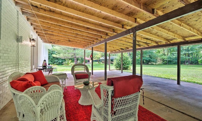 Elizabethton House | Renovated Home on Watauga River, By Boat Ramp