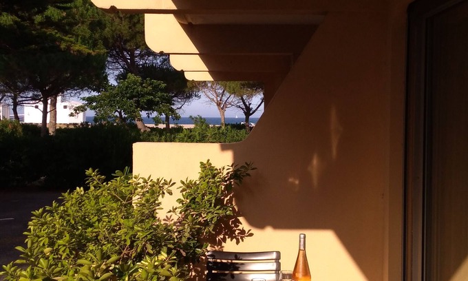 Argeles Plage Condo | Renovated waterfront apartment.