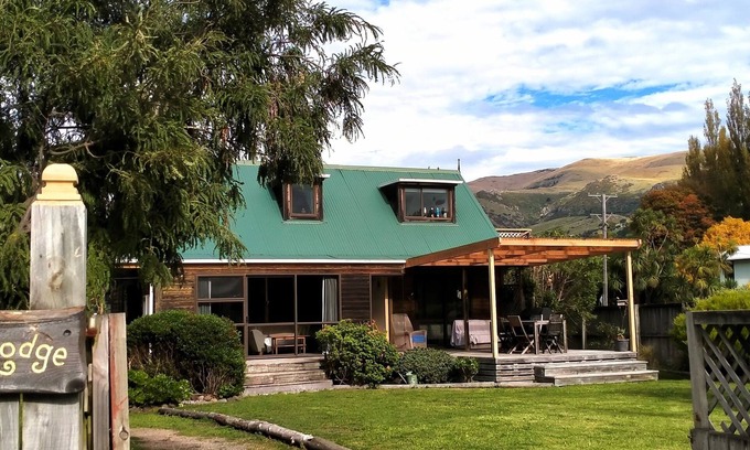 Christchurch District House | Renovation completed WOW Winter Special $200 night.Labour & show wkd avail now