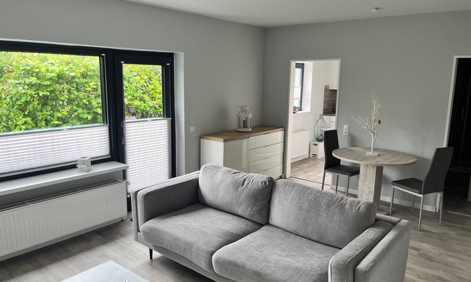 Raisdorf Apartment | Renovierte 2 Zimmer Einlieger-ferienwohnung. Schwentinental