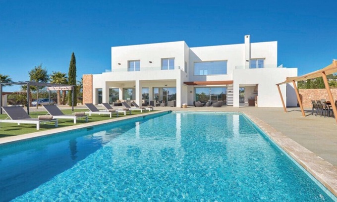 Can Furnet Villa | Rent Your Own Luxury Villa with 8 Bedrooms, Ibiza Villa 1038