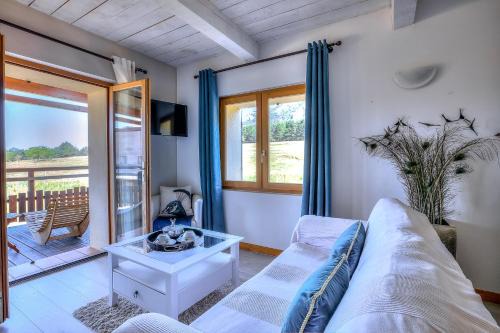 Andon Cabin | Reserve des Monts d'Azur