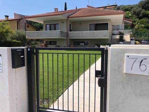 Domegliara Villa | RESIDENZA VILLA LEONIDA