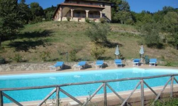 Castel Rigone House | Residence 15m long with an additional 3m Roman staircase, beautifully situated under