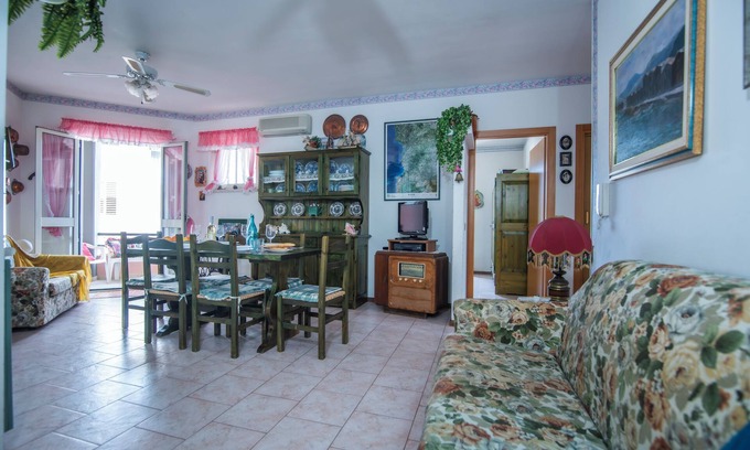 Bosa Marina Apartment | Residence 4 Colonne, Bosa, Italy