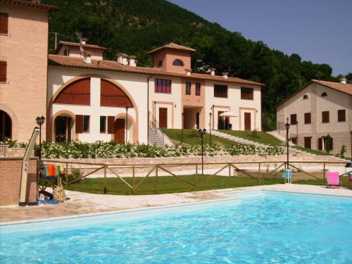 Piobbico Apartment | Residence con Piscina Vista Monte Nerone