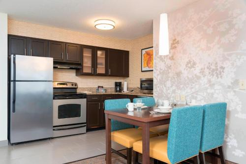 Grandville Hotel | Residence Inn by Marriott Grand Rapids West