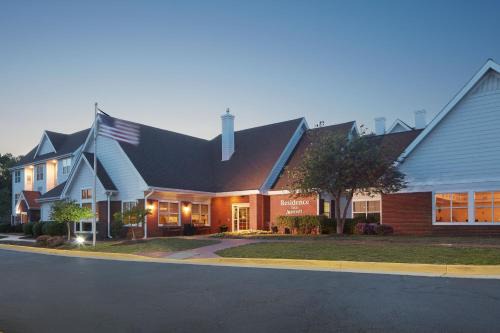 Lakeview Hotel | Residence Inn Manassas Battlefield Park