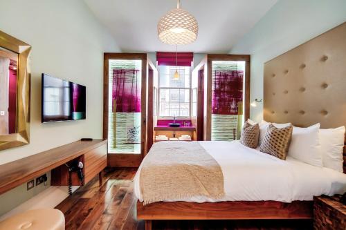 Kings Cross St. Pancras Apartment | Residences at The Gyle - London