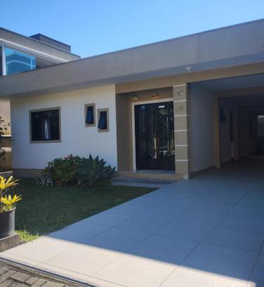 Zimbros House | Residencial Weng Bombinhas