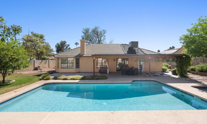 Paradise Valley Village House | Resort Living + Pool, BBQ, Spa > TPC & Mayo Clinic