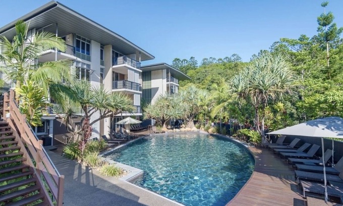 Noosa Heads Resort | Resort- Short Stroll 5 mins to Noosa Main Beach