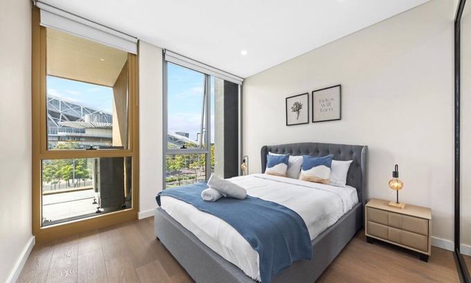 Lidcombe Apartment | Resort Style Living One bedroom Apt Olympic Park