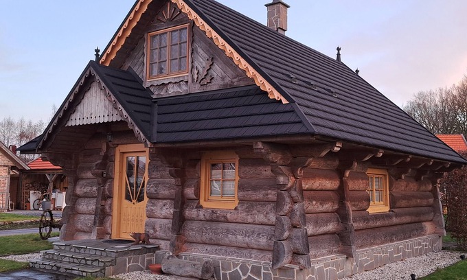 Warendorf Cabin | Rest and relaxation in the heart of nature. Just 100 meters from the lake.