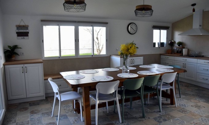 Escalona Cottage | Resting place with swimming pool, garden, BBKA. Fluvial Beach. Toledo and Puy Du Fou