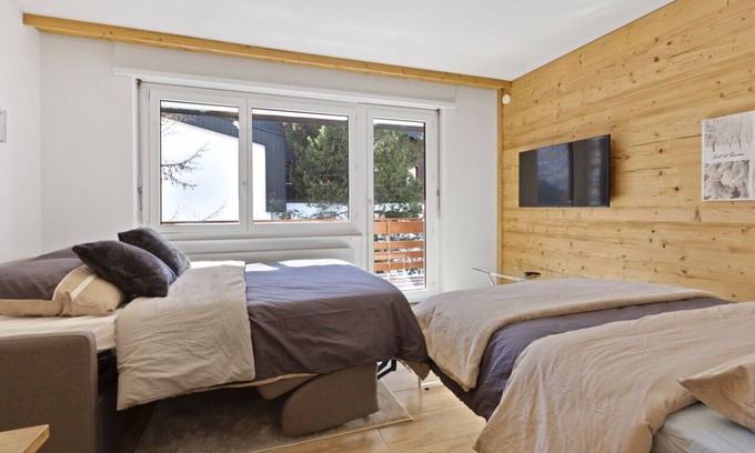 Leukerbad Apartment | Retraite Alpine: Studio Paisible et Rénové