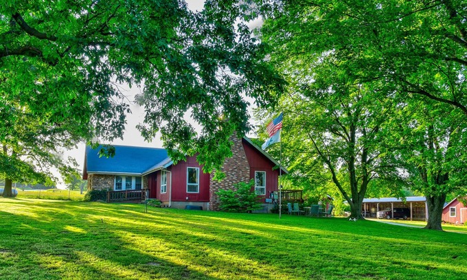 Sarcoxie Other | Retreat Center at Ozark Highlands Farm