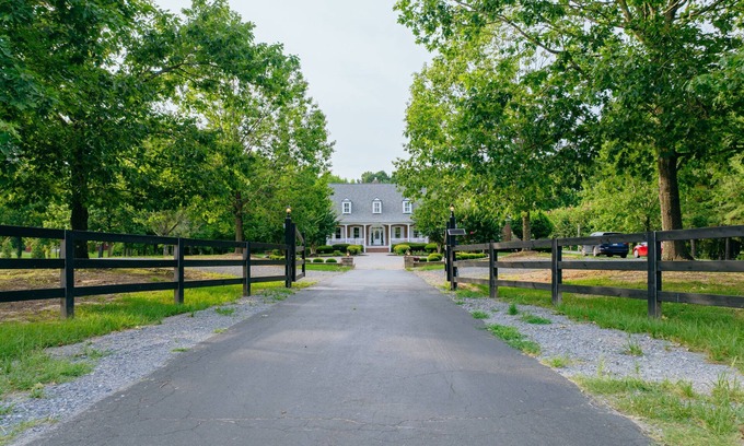 Apex House | Retreat Estate in Apex NC