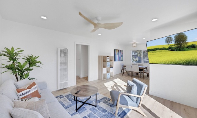 Harbor House | Retreat to Long Beach: Close to Beach & City Fun