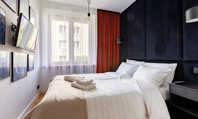Wzgorze Swietego Maksymiliana Apartment | Retro Lounge Loft Apartment