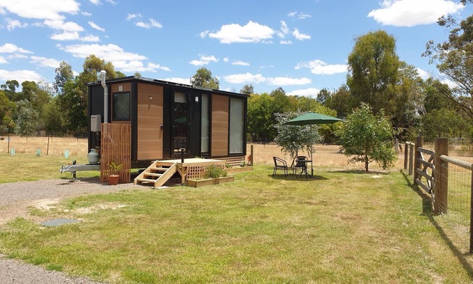 Violet Town House | Reyes Retreat Summary