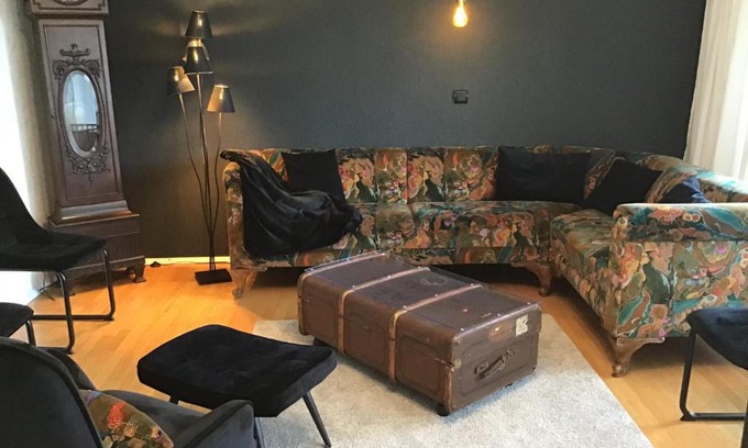 Mittelheim Apartment | Rheingauzuhause mit Privatpool