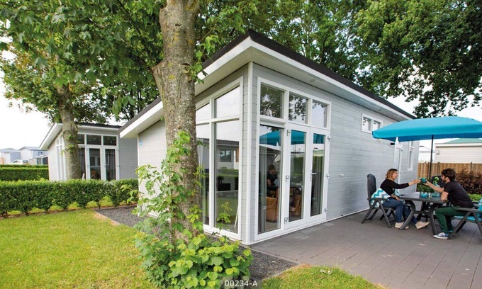 Helvoirt Ski Chalet | ✓ Rialto at Résidence de Leuvert ✓ Holiday home for 6 persons ✓ Located near Den Bosch (Noord-Brabant) ✓ Near De IJzeren Man ✓ Book directly through the park