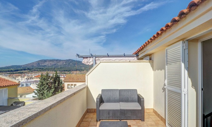 Sant Pere de Ribes Apartment | Ribes Duplex by Hello Homes Sitges