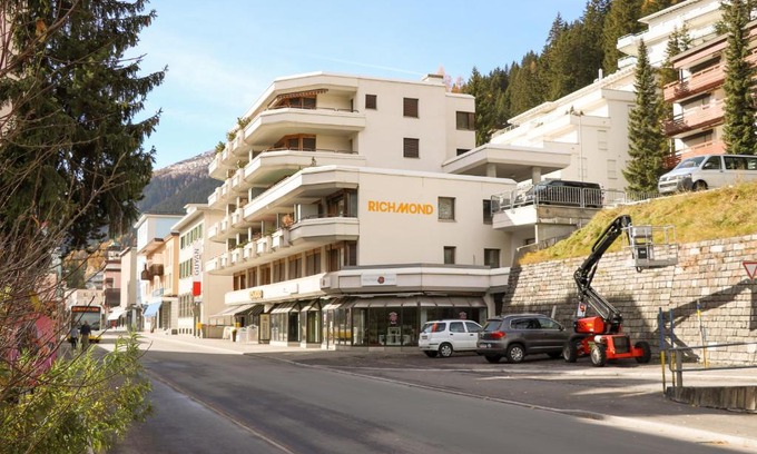 Davos-Platz Apartment | Richmond - 302 & 405