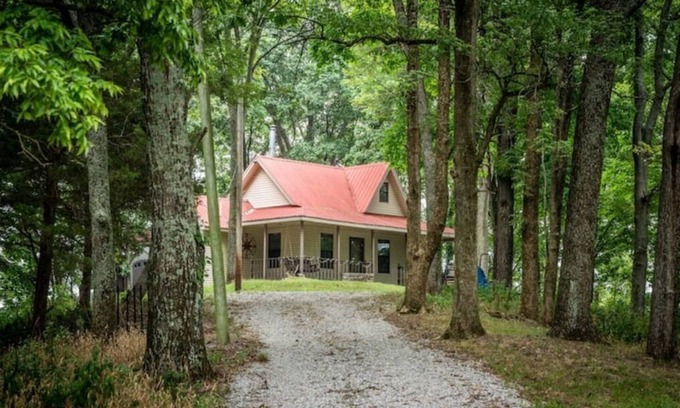 Dixon Springs Cabin | Ride. Rest. Repeat. Check out our reviews on the "other" site.
