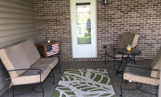 Washington Apartment | Rise and Shine - Entire 1 Bedroom Apartment