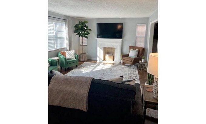 Huntington House | Ritter Park Flats. Convenient and spacious!