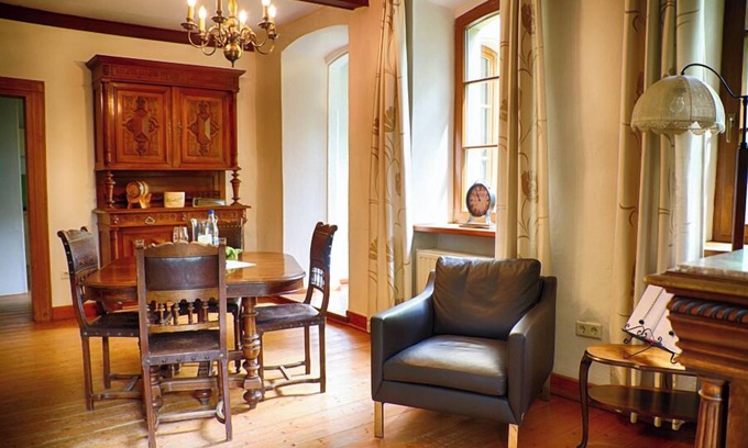 Markt Nordheim Apartment | Ritterliche Ferienwohnung im Ferienschloss