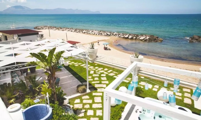 Balestrate Villa | Riva Estate - Villa sulla spiaggia di Trappeto
