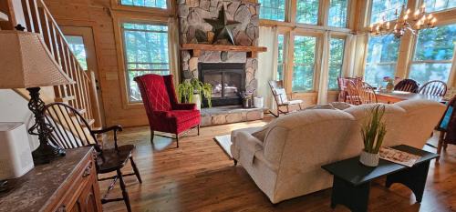 Tower House | River Bend Escape by Leavetown Vacations