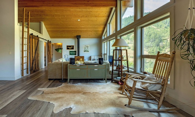 Lyle House | River Canyon Crest - Klickitat River View!