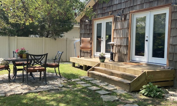 Ash Cottage | River House waterfront on the Waccamaw River 20 minutes to local beaches