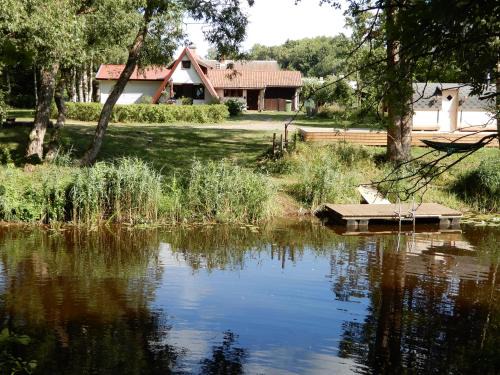 Saarde Ski Chalet | ´RIVER LOUNGE´