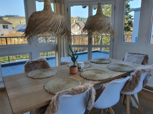 Muelheim Apartment | River Mosel Holiday Homes Papagallo and Kakadu max 9 persons