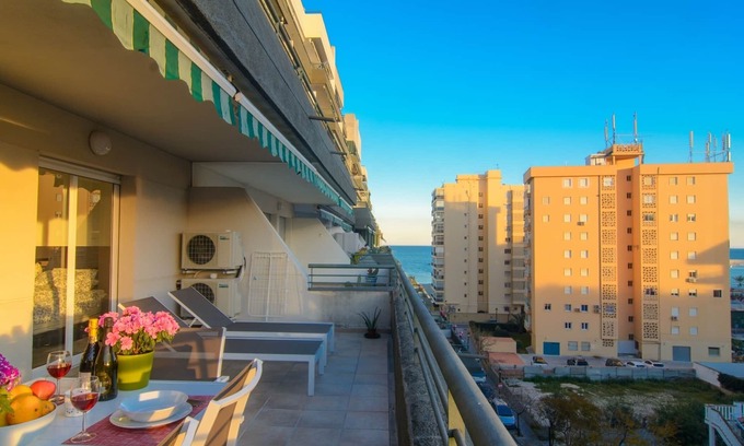 Fuengirola Apartment | River Playa 2 bedroom apartment, beach view, large terrace