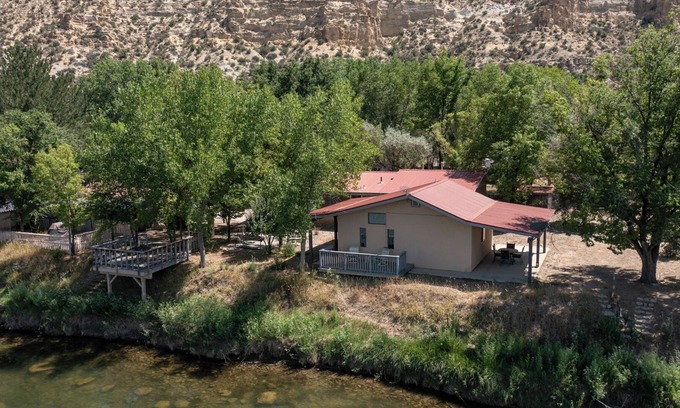 Blanco Cabin | "River's Edge" Cabin Fly Fishing on the San Juan River near Quality Waters.
